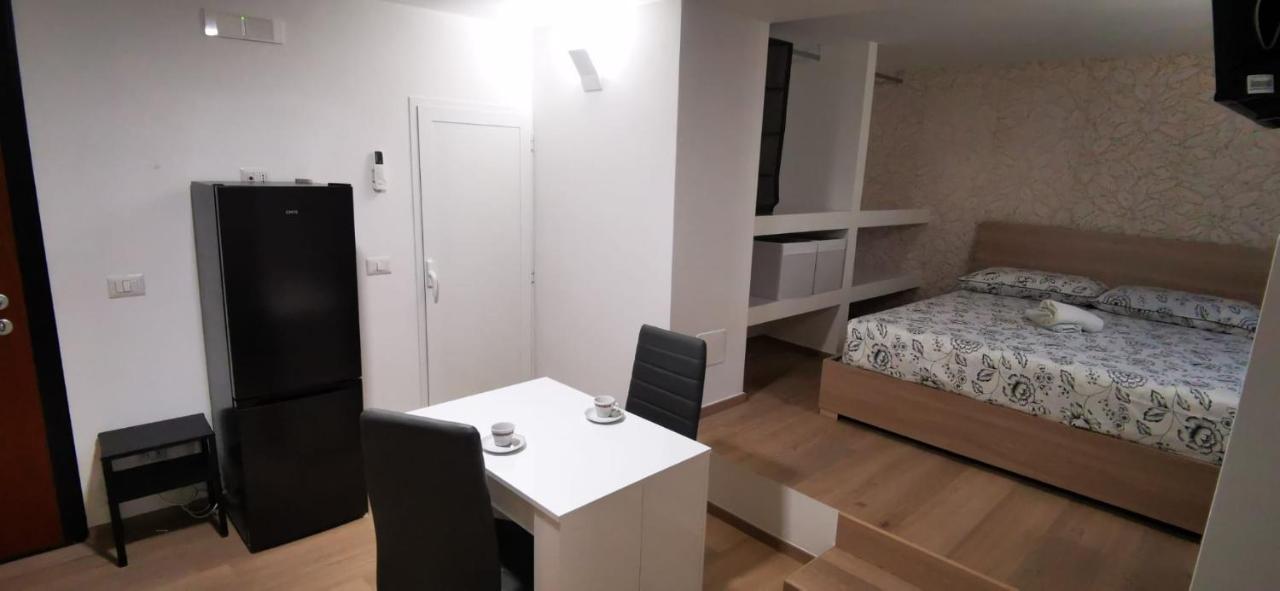 Francy'S House Apartment Триджано Екстериор снимка